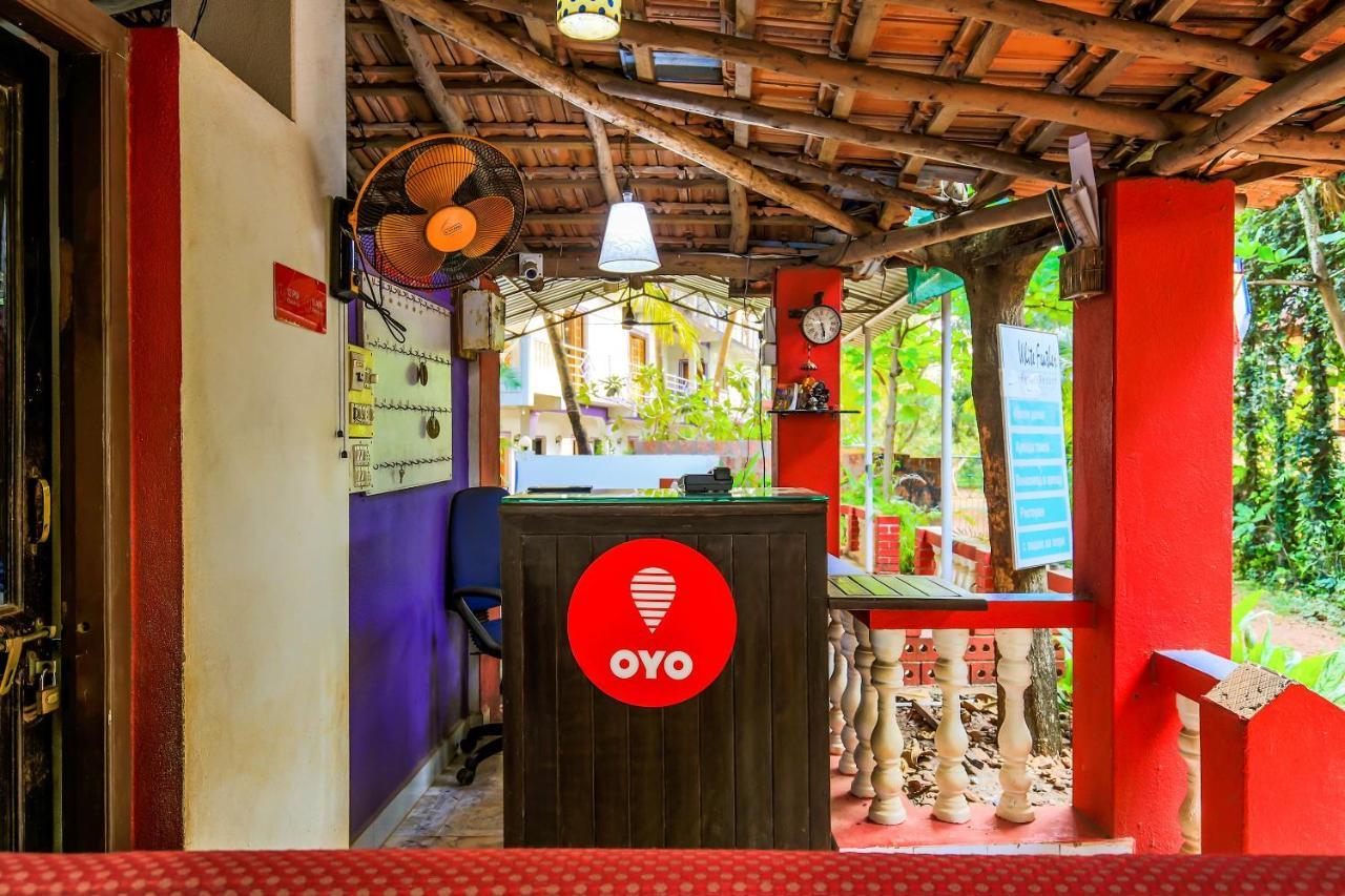 Oyo 13311 The White Feather Hotel マンドレム エクステリア 写真